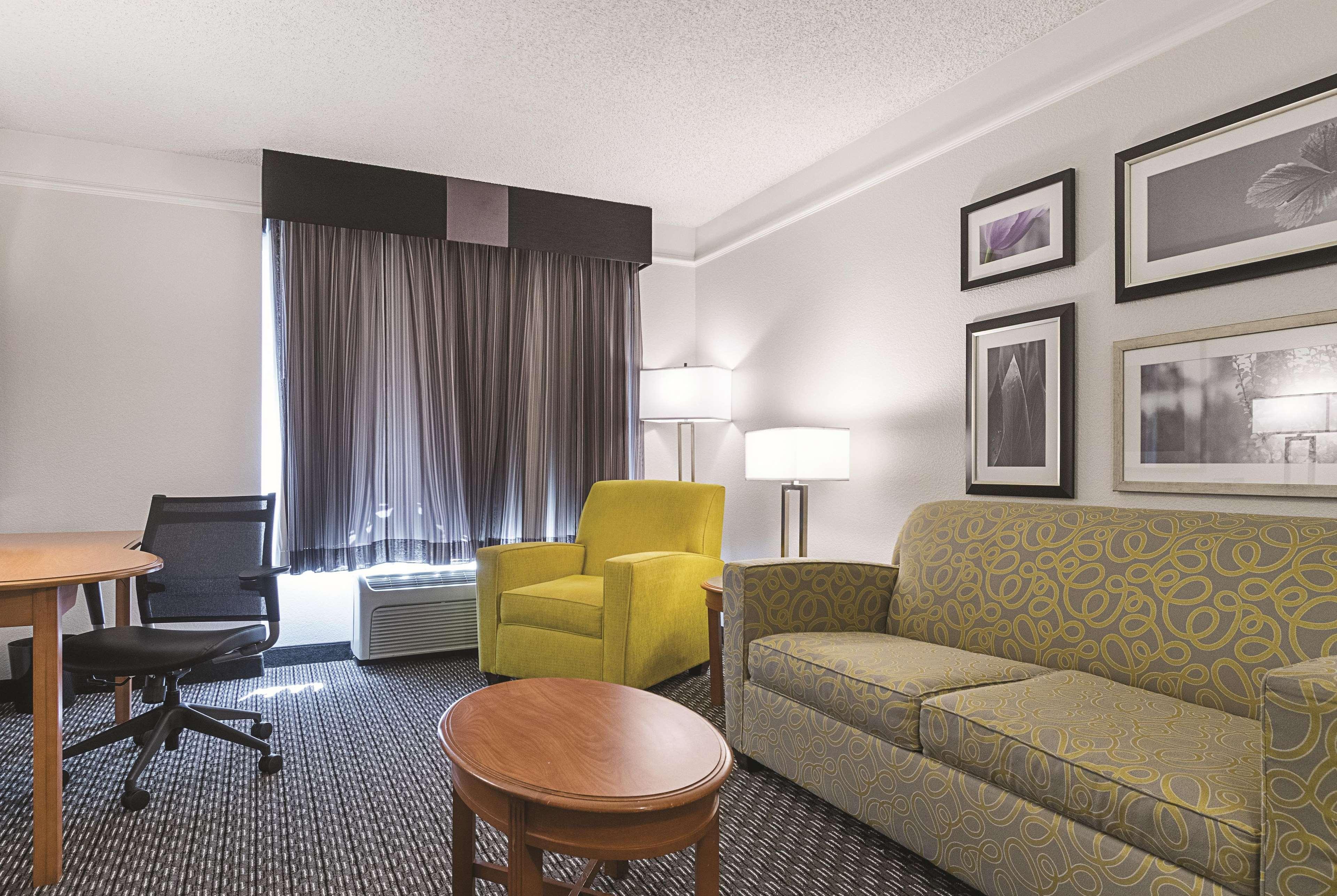 La Quinta By Wyndham Phoenix Mesa West Ngoại thất bức ảnh